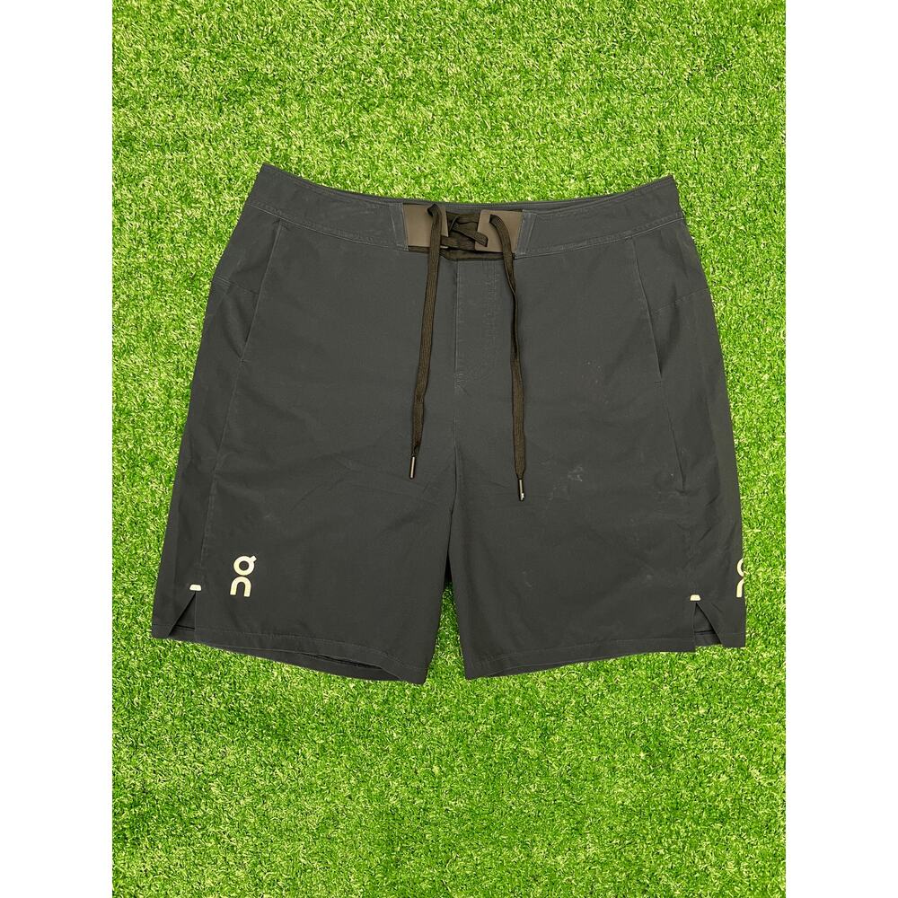 On Running Hybrid Lightweight Stretch Shorts Navy Blue SZ Medium